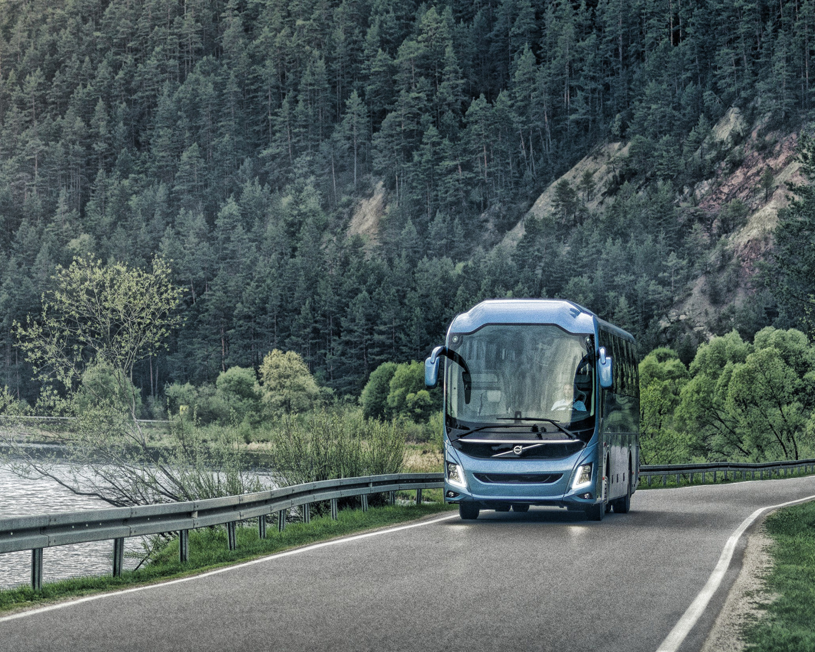 Volvo 9700 Bus wallpaper 1600x1280