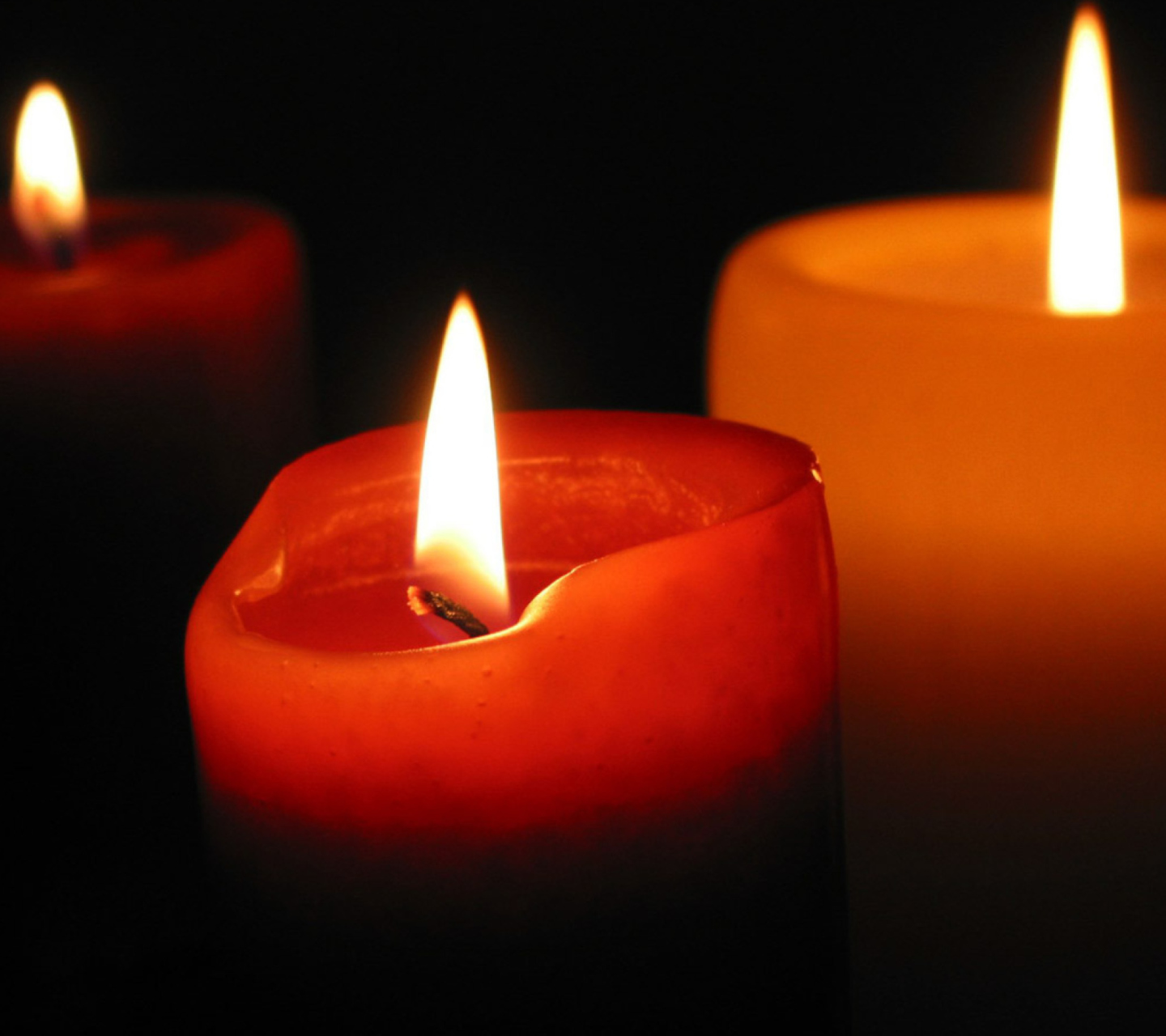 Christmas Candles wallpaper 1440x1280