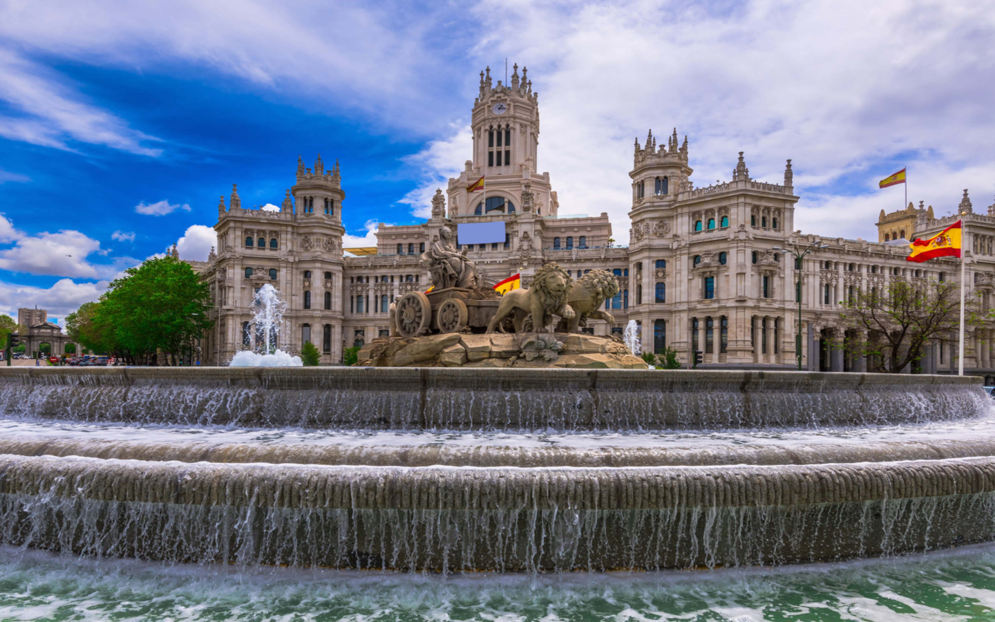 Screenshot №1 pro téma Plaza de Cibeles in Madrid 1440x900