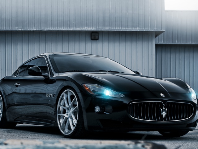 Das Maserati GranTurismo HD Wallpaper 640x480