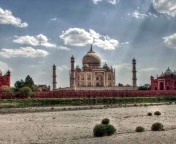 Taj Mahal, India screenshot #1 176x144
