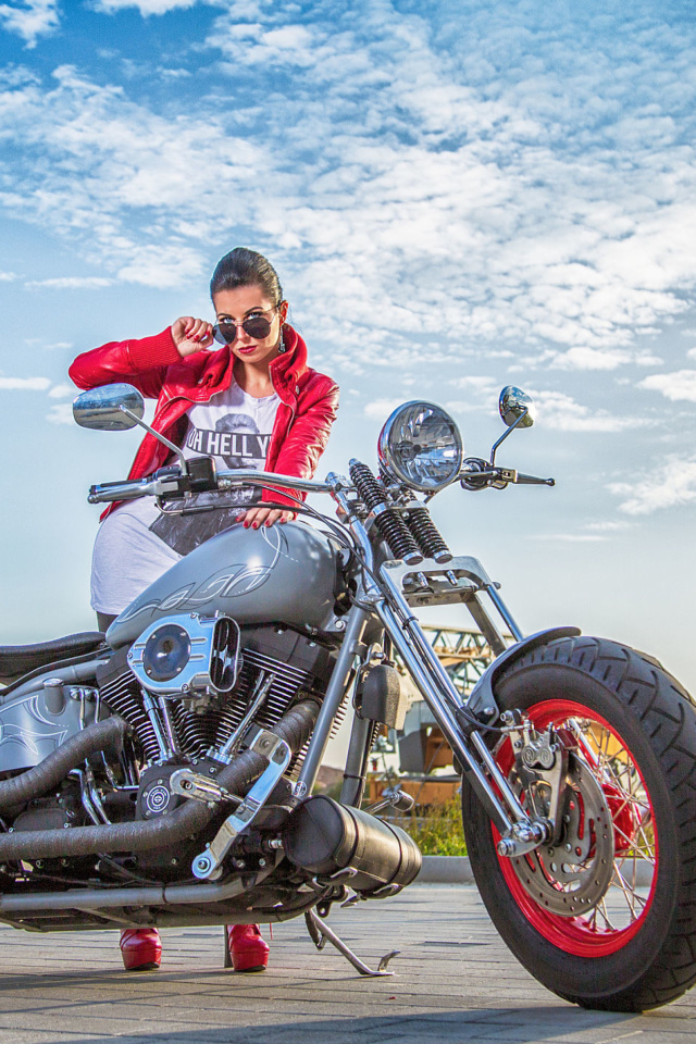 Harley Davidson with Cute Girl wallpaper 640x960