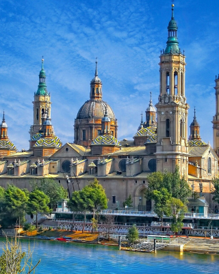 Обои Basilica of Our Lady of the Pillar, Zaragoza, Spain для телефона и на рабочий стол iPhone 6