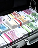 Fondo de pantalla Bundle Of Euro Banknotes 128x160