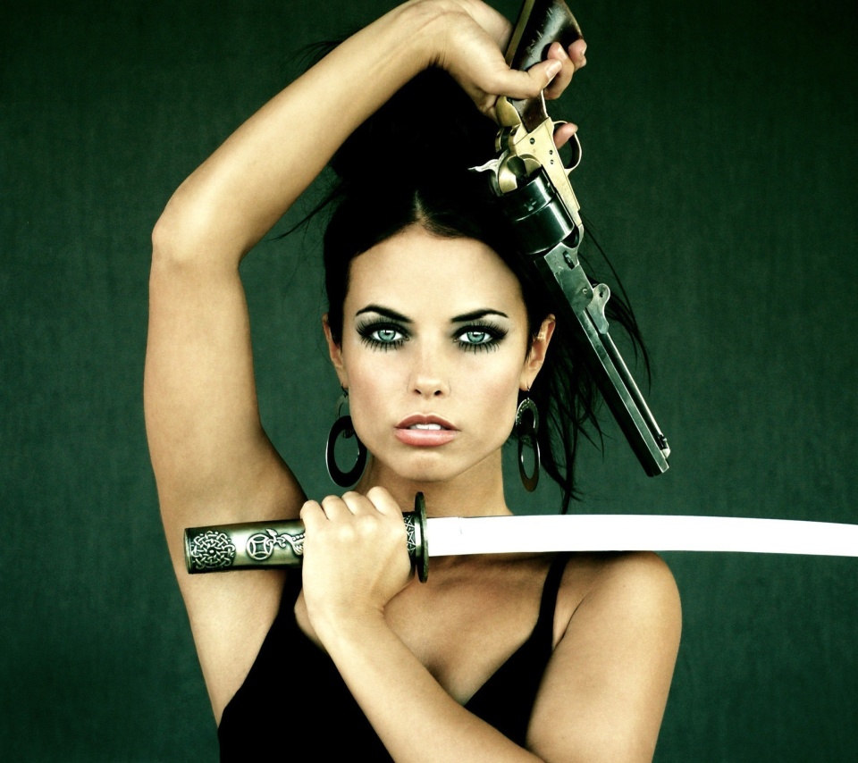Обои Warrior girl with swords 960x854