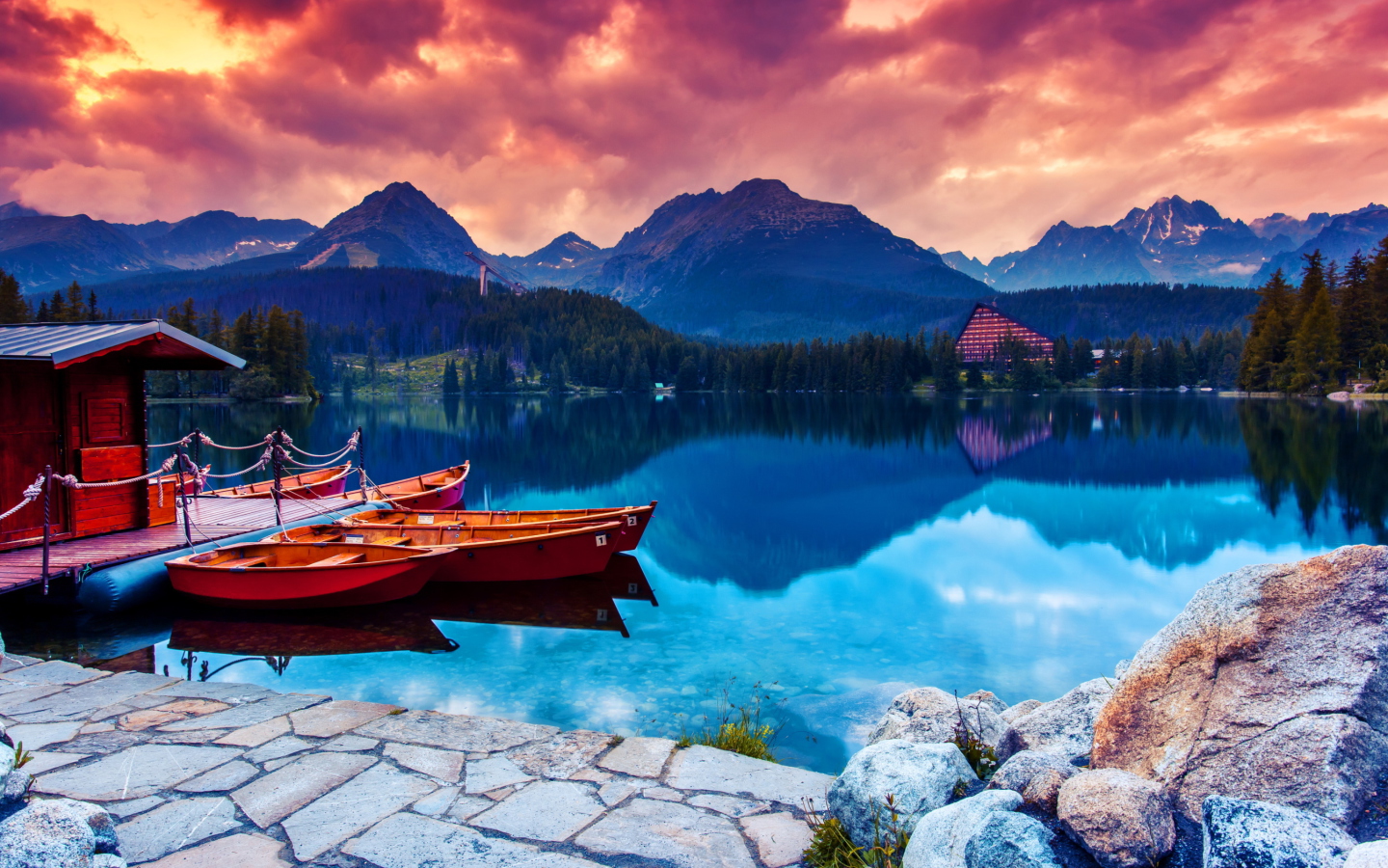 Screenshot №1 pro téma Lake In Canada 1440x900
