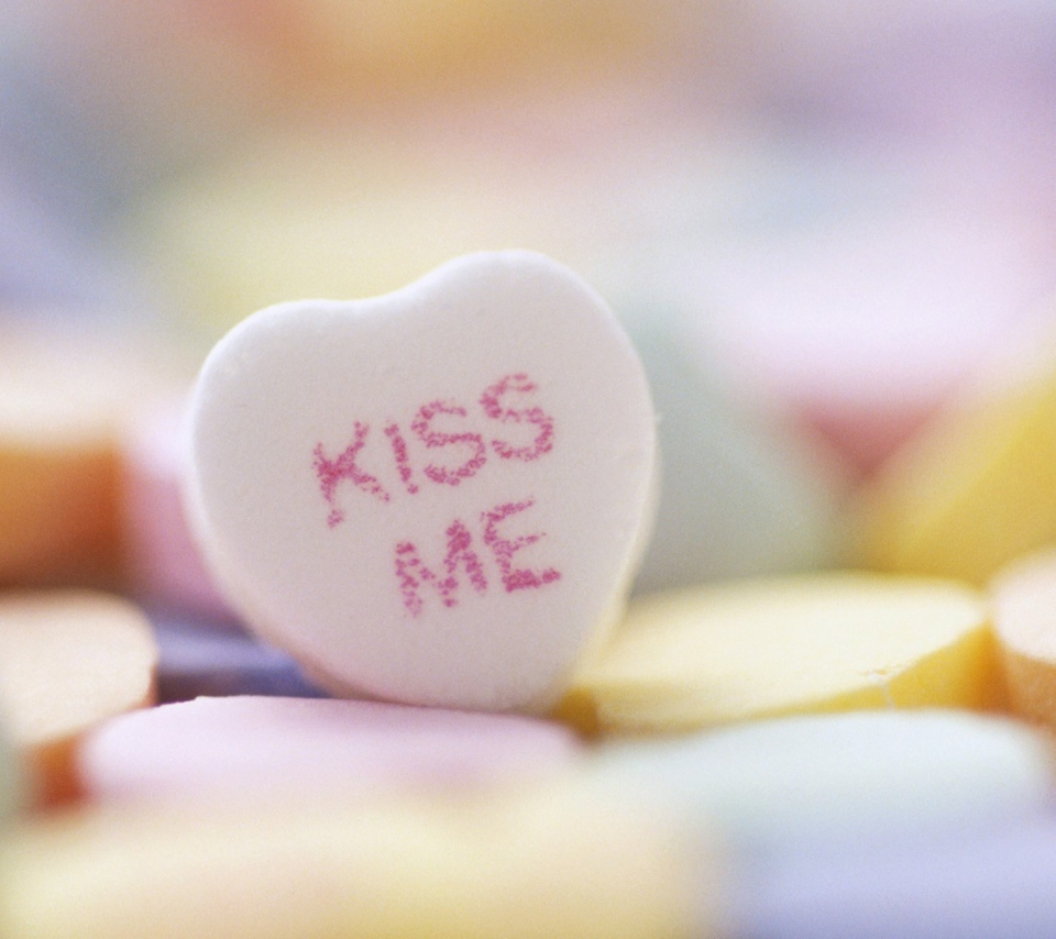 Fondo de pantalla Kiss Me Heart Candy 960x854