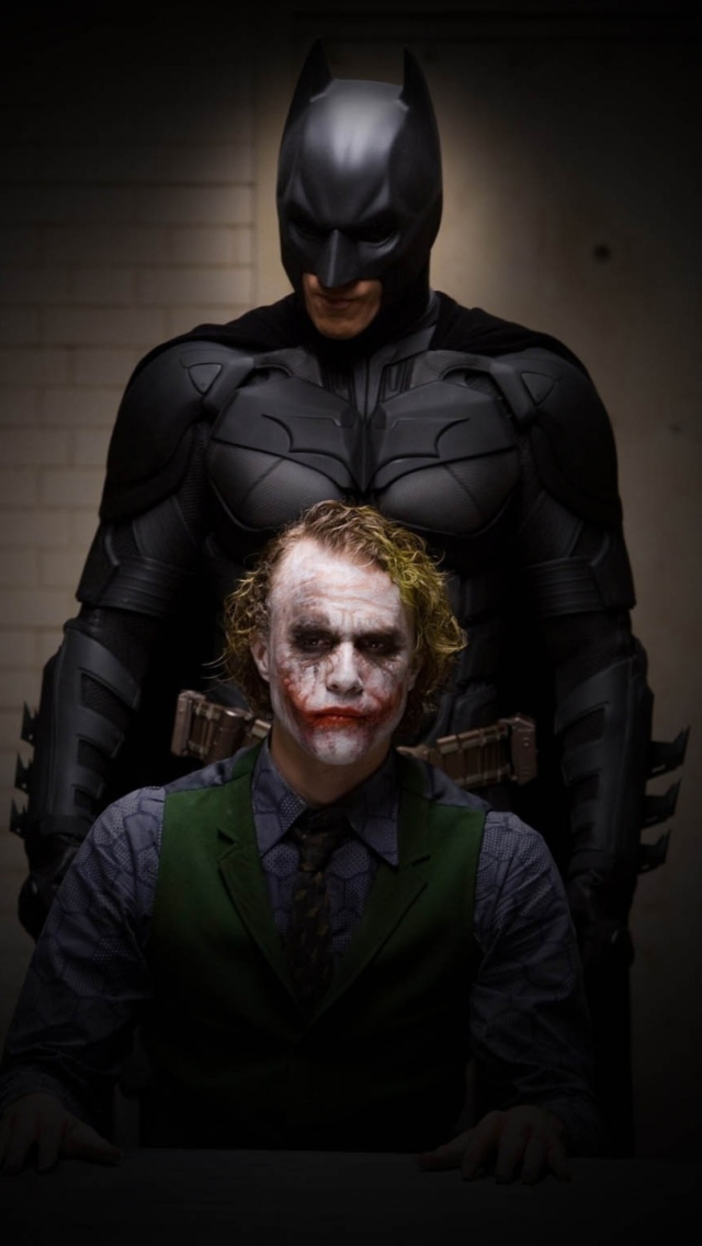 Batman And Joker wallpaper 640x1136