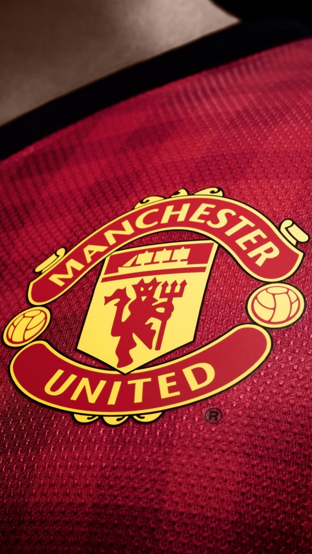 Manchester United Logo wallpaper 640x1136