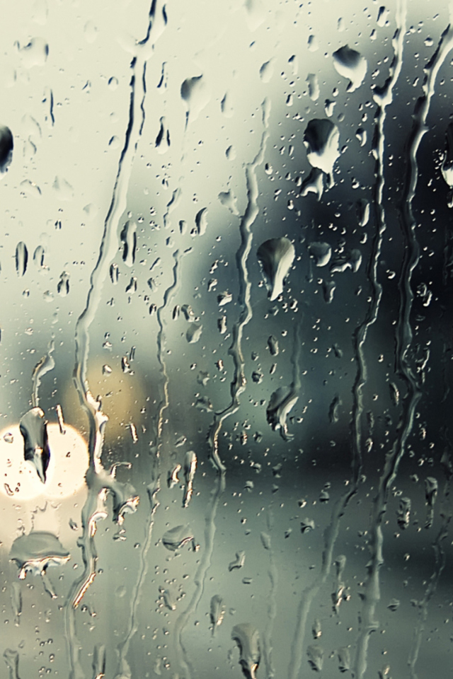 Screenshot №1 pro téma Rain Drops On Window 640x960
