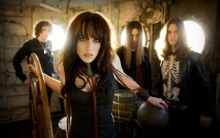 Free Halestorm Picture for Android, iPhone and iPad