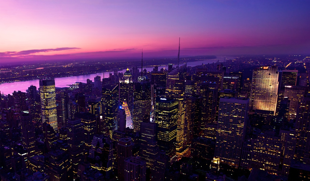 Fondo de pantalla Twilight In New York City 1024x600
