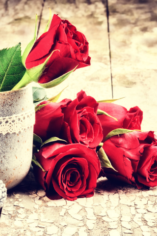 Обои Valentines Day Roses 320x480
