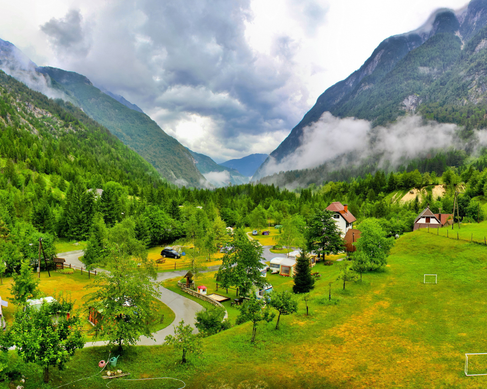 Screenshot №1 pro téma Slovenian Mountains Landscape 1600x1280