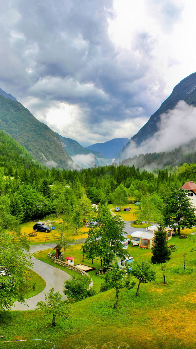Slovenian Mountains Landscape screenshot #1 750x1334