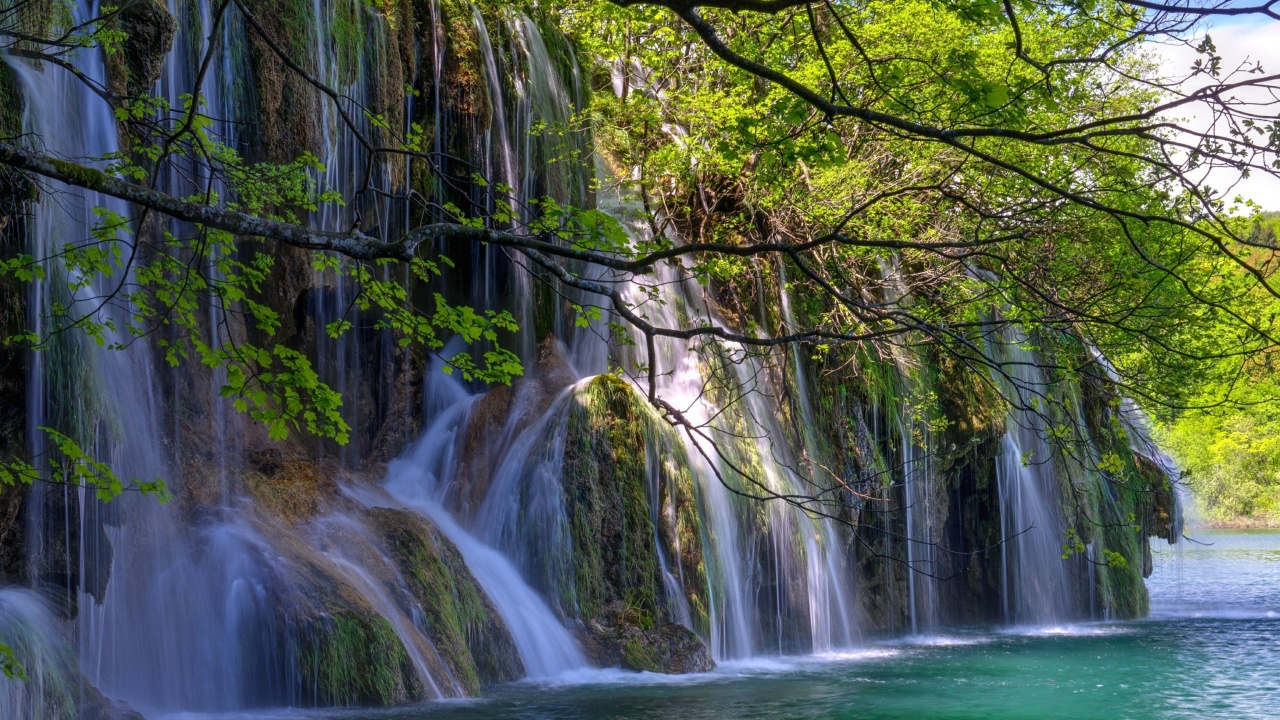 Обои Waterfalls in National park Plitvice 1280x720