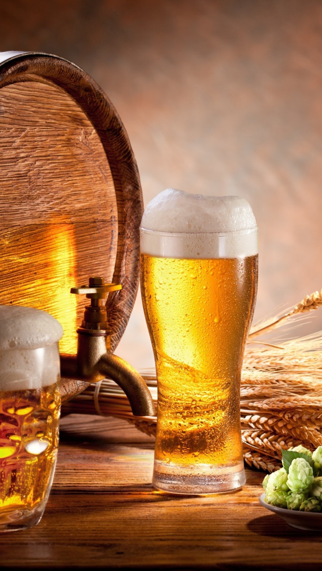 Beer and Hop wallpaper 640x1136