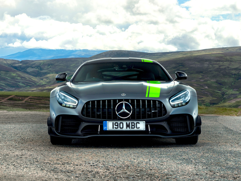 Обои Mercedes AMG GT R 800x600