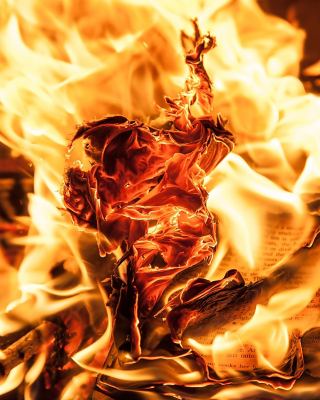Burn and flames - Obrázkek zdarma pro 132x176