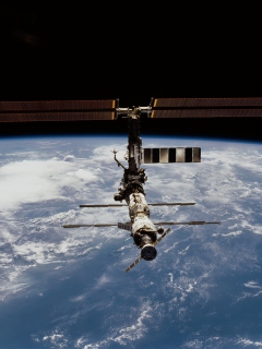 ISS And Earth wallpaper 240x320