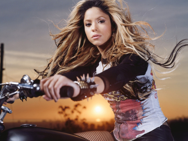 Shakira Rocks screenshot #1 640x480