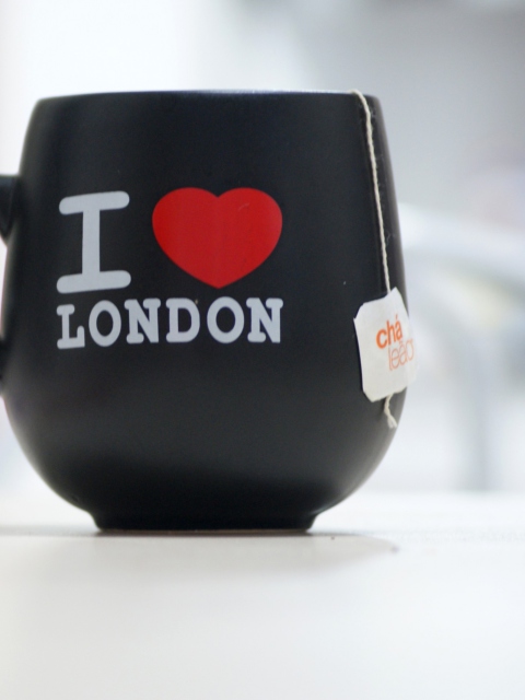 I Love London Mug wallpaper 480x640