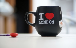 I Love London Mug - Obrázkek zdarma pro LG P970 Optimus