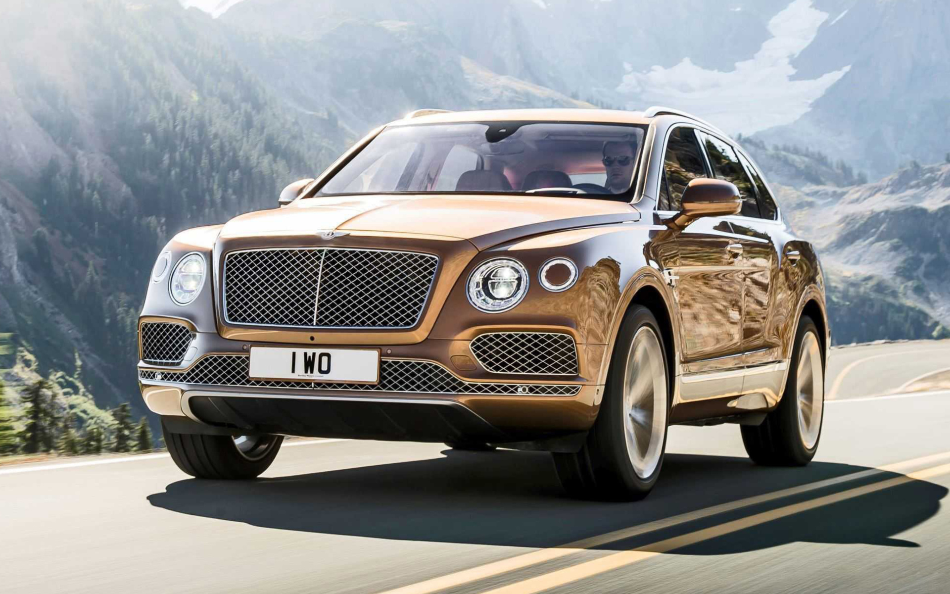 Обои Bentley Bentayga SUV 1920x1200