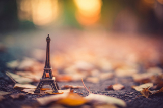 Toy Tour De Eiffel - Obrázkek zdarma pro Samsung Galaxy S3