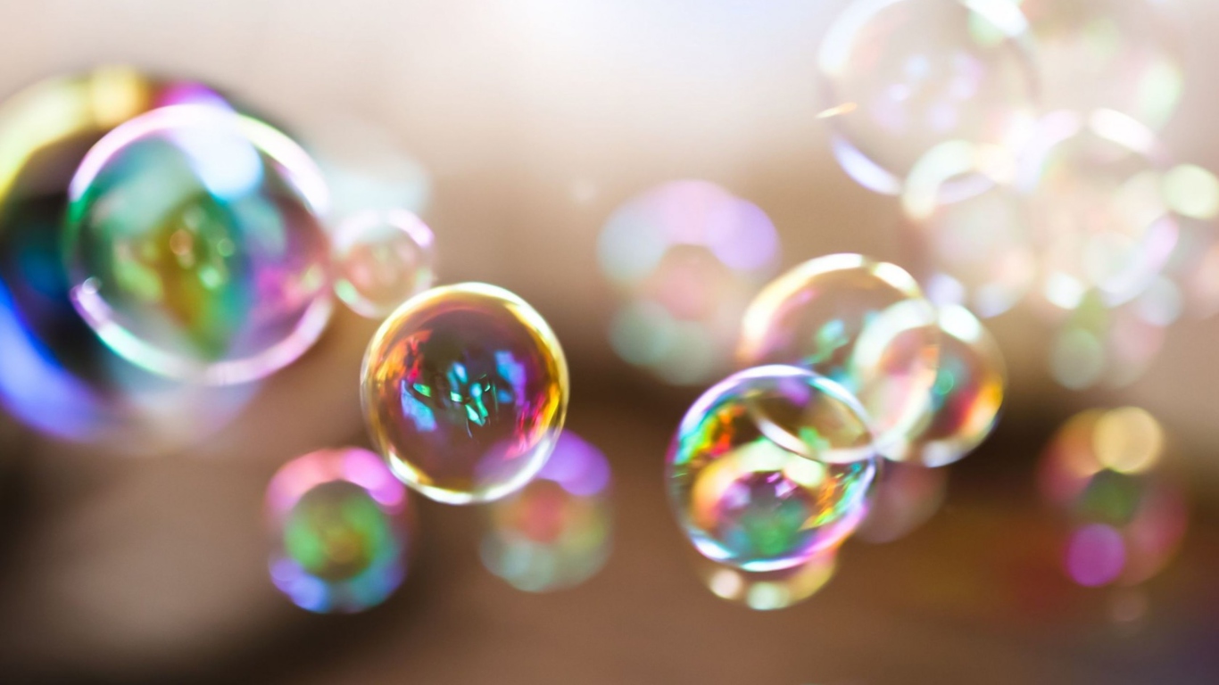 Das Colorful Bubbles Wallpaper 1366x768