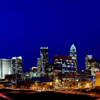 Charlotte Skyline in North Carolina sfondi gratuiti per iPad