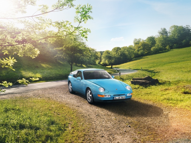 Fondo de pantalla Blue Porsche 968 640x480