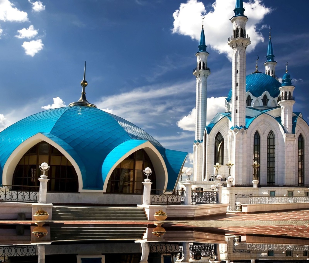 Das Kul Sharif Mosque in Kazan Wallpaper 1200x1024