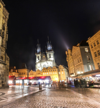Prague At Night - Obrázkek zdarma pro 1024x1024