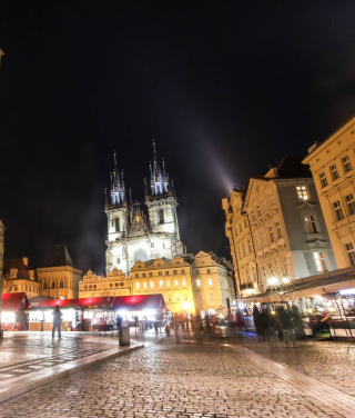 Prague At Night - Obrázkek zdarma pro iPhone 5S