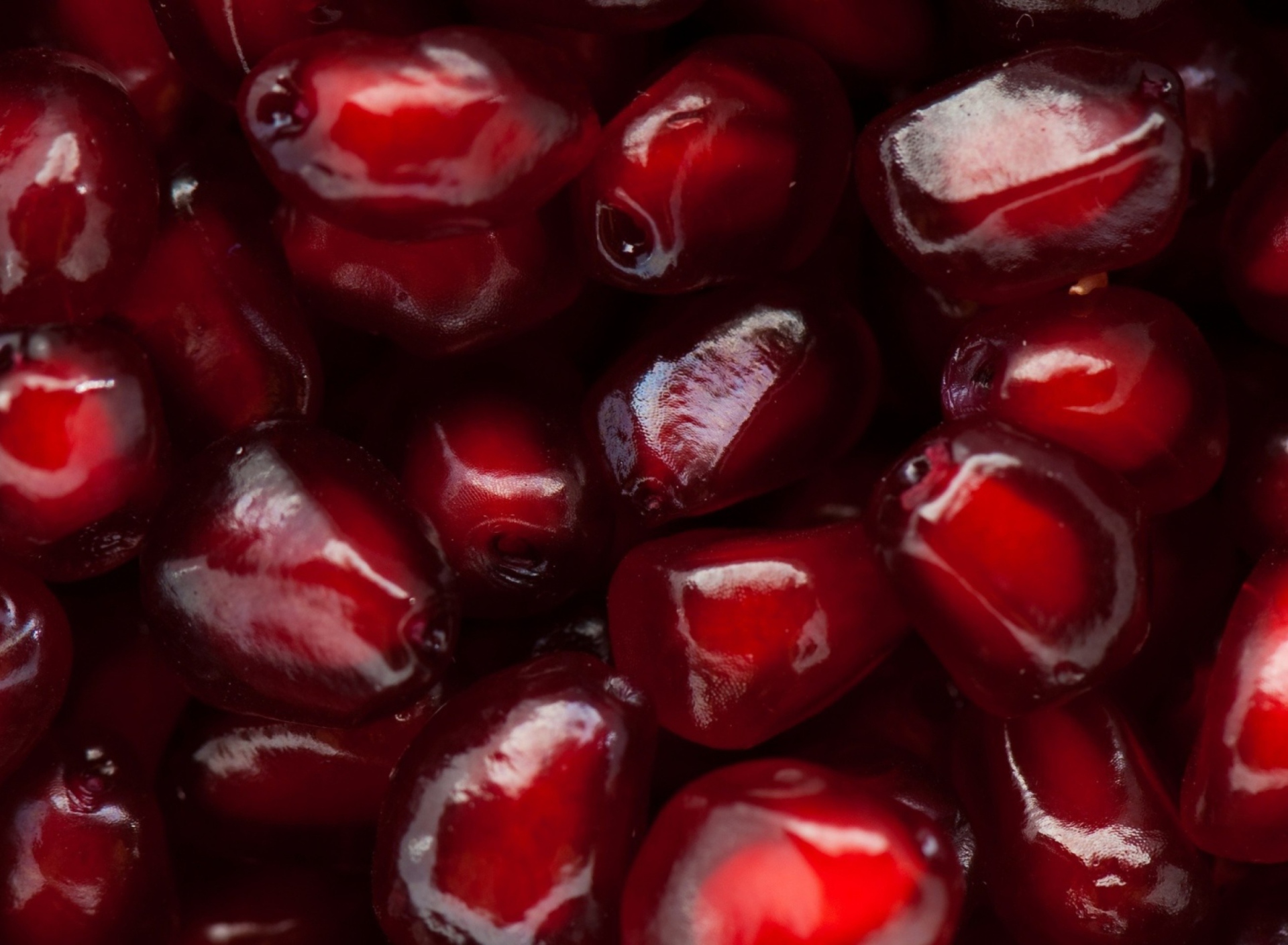 Обои Pomegranate 1920x1408