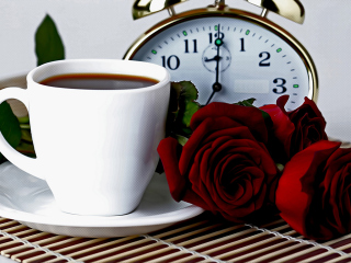 Das Tea And Alarm Clock Wallpaper 320x240