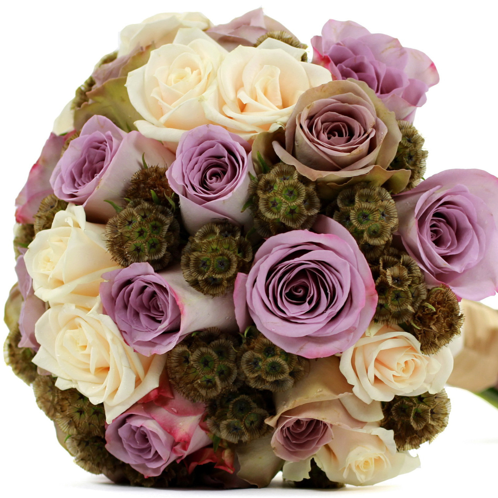Bouquet with lilac roses wallpaper 2048x2048