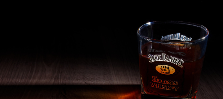 Sfondi Whiskey jack daniels 720x320