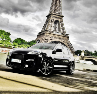 Porsche Cayenne In Paris - Obrázkek zdarma pro iPad Air