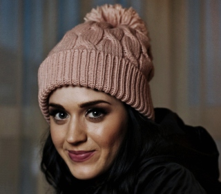 Katy Perry Wearing Hat - Obrázkek zdarma pro iPad Air