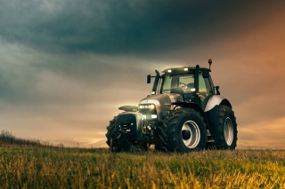 Free Lamborghini Trattori Tractor Picture for Android, iPhone and iPad
