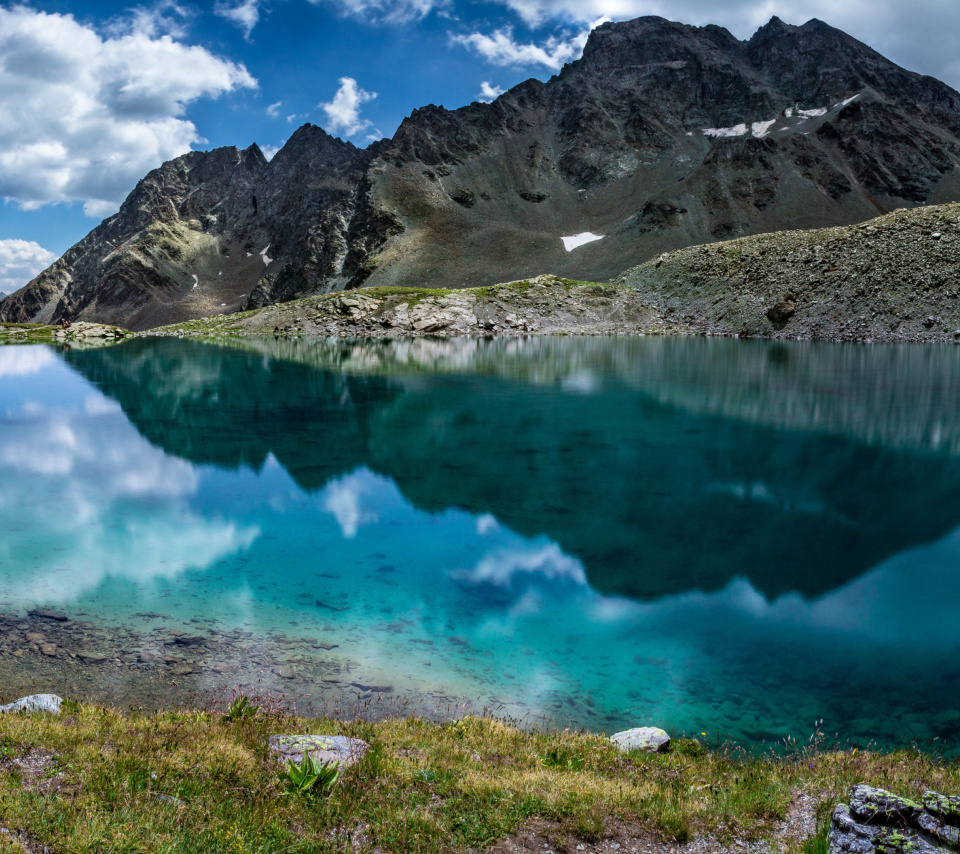 Lake Geneva in Switzerland screenshot #1 960x854