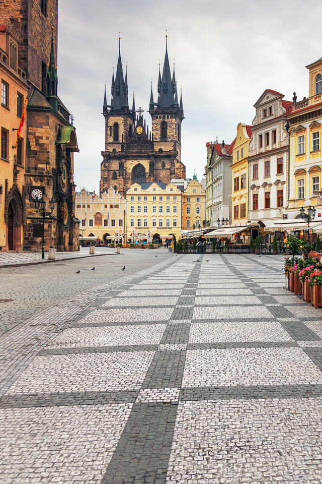 Old Town Square Prague wallpaper 640x960