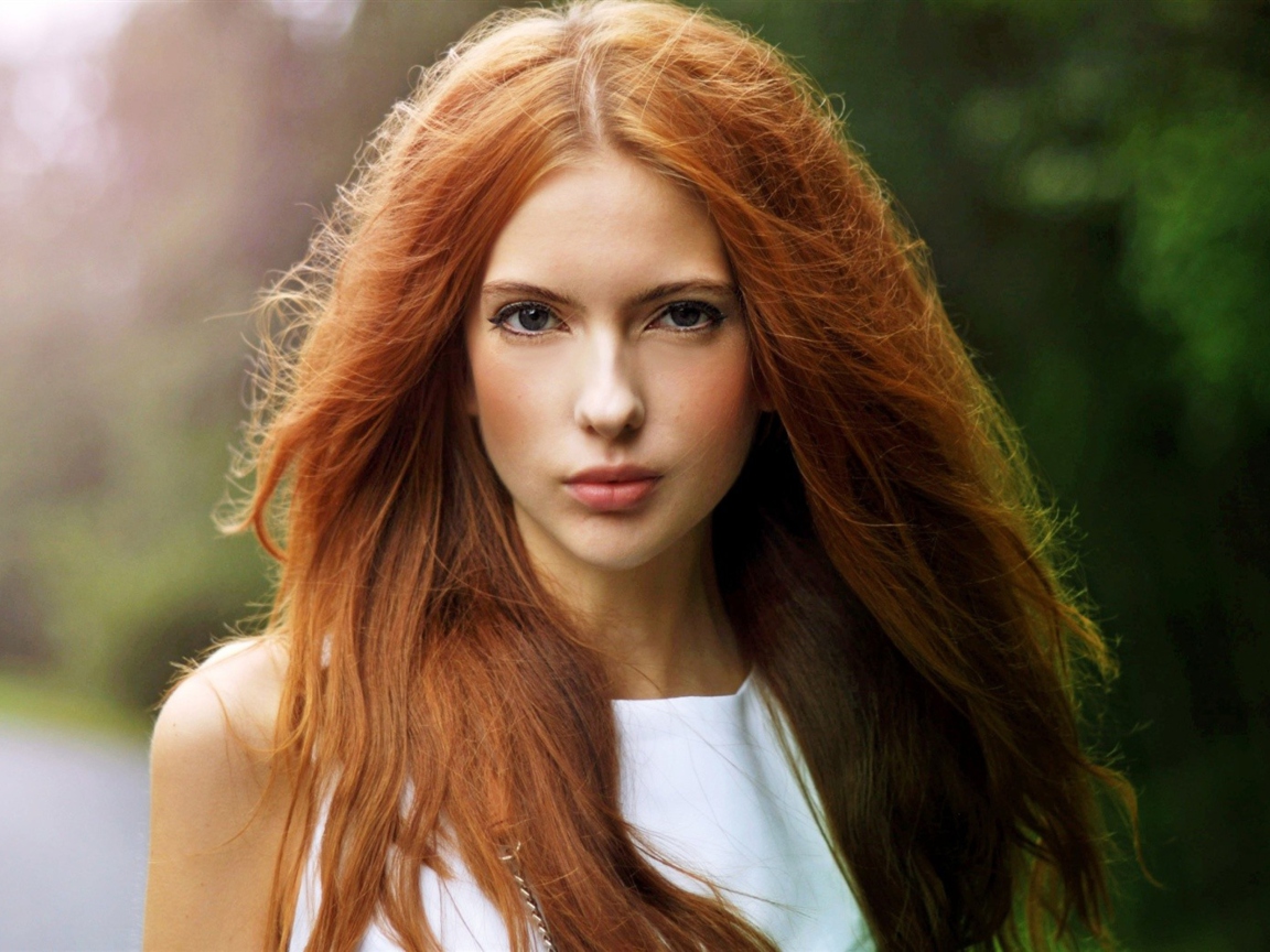 Das Beautiful Redhead Girl Wallpaper 1152x864