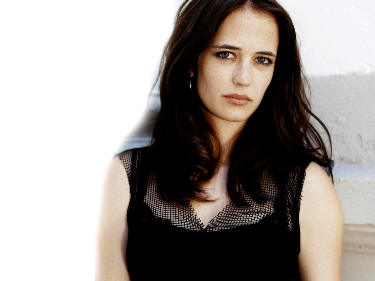 Screenshot №1 pro téma Eva Green Photo 1280x960