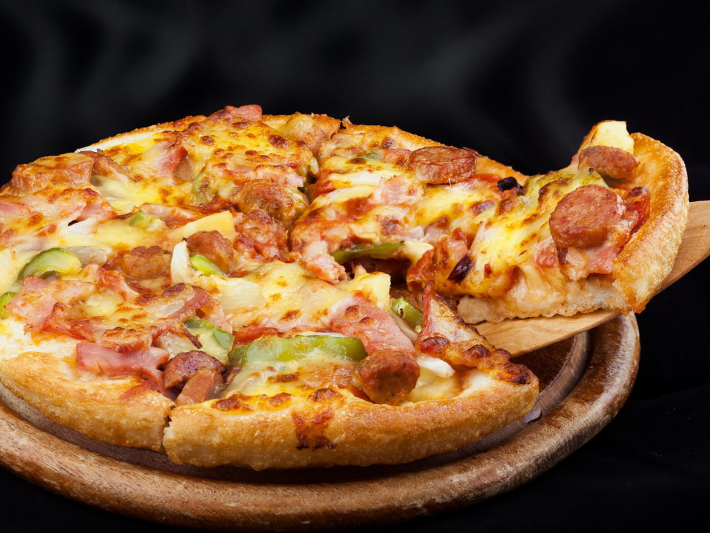 Pizza from Pizza Hut wallpaper 1024x768