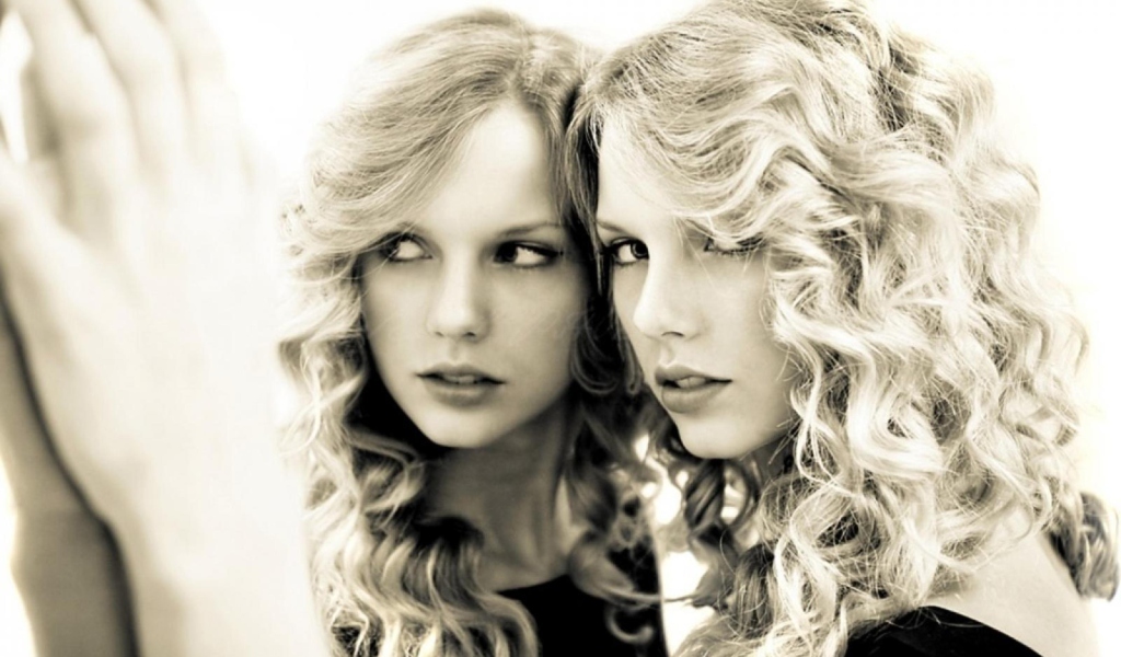 Обои Taylor Swift Black And White 1024x600