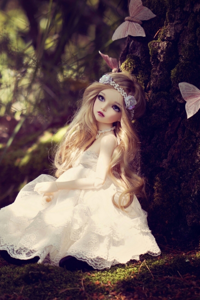 Fondo de pantalla Beautiful Princess Doll 640x960
