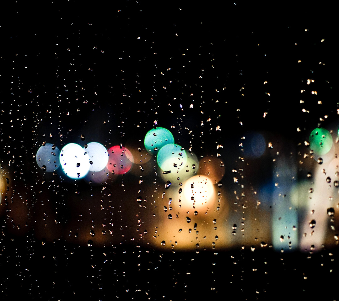 Fondo de pantalla Raindrops on Window Bokeh Photo 1080x960